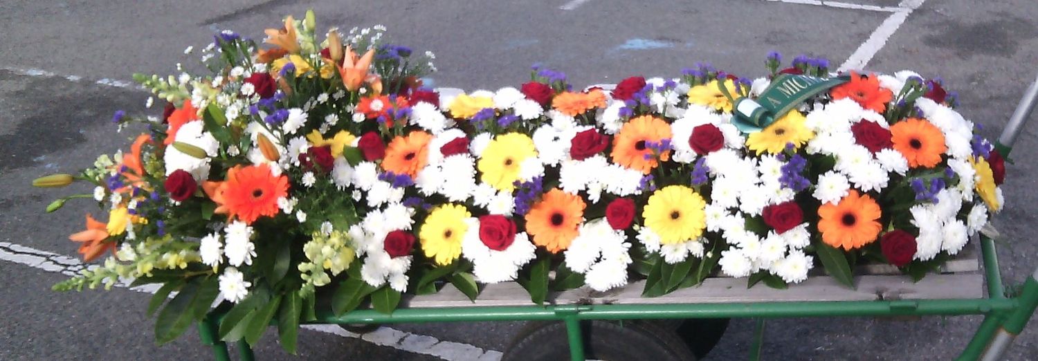 dessus de cercueil avec tête 1,50m de long fini