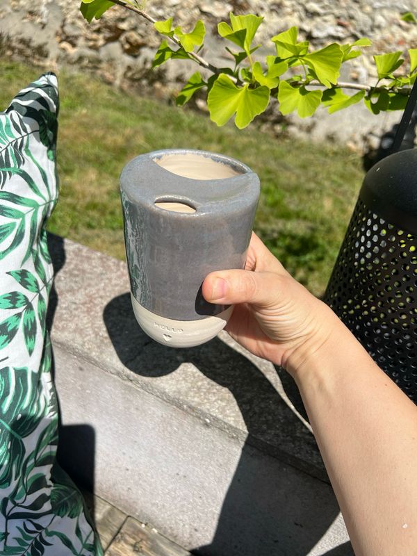 Travel mug en faïence 500 ml “HELLO”
