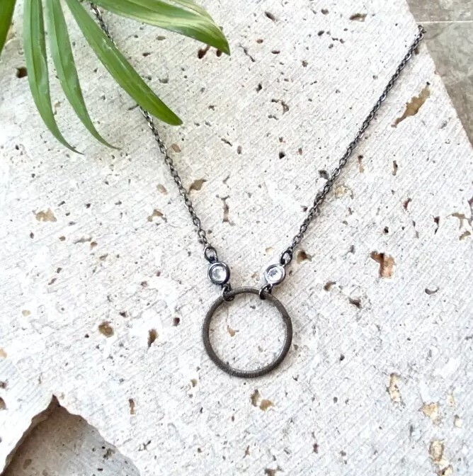 Simple Circle Gunmetal Necklace