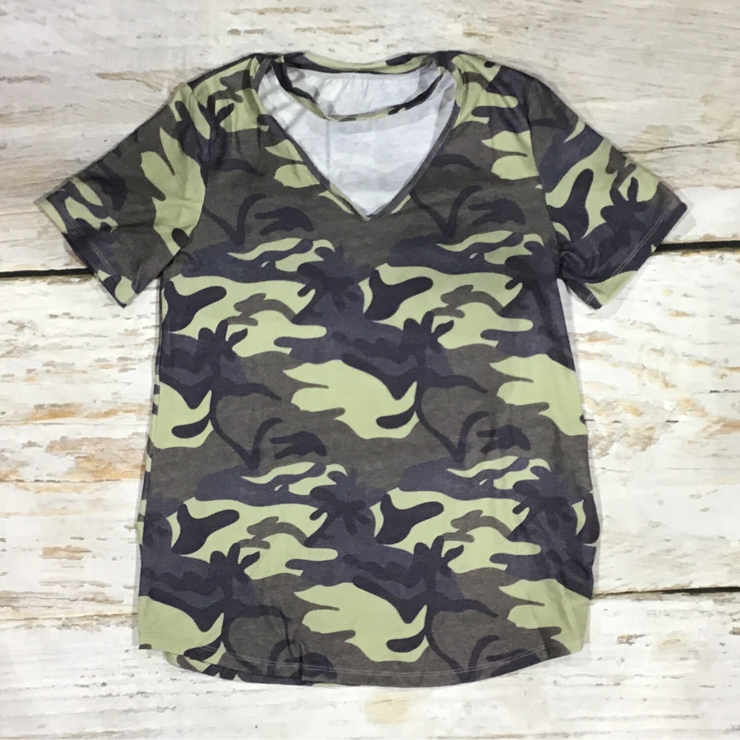 CAMO V-NECK TOP