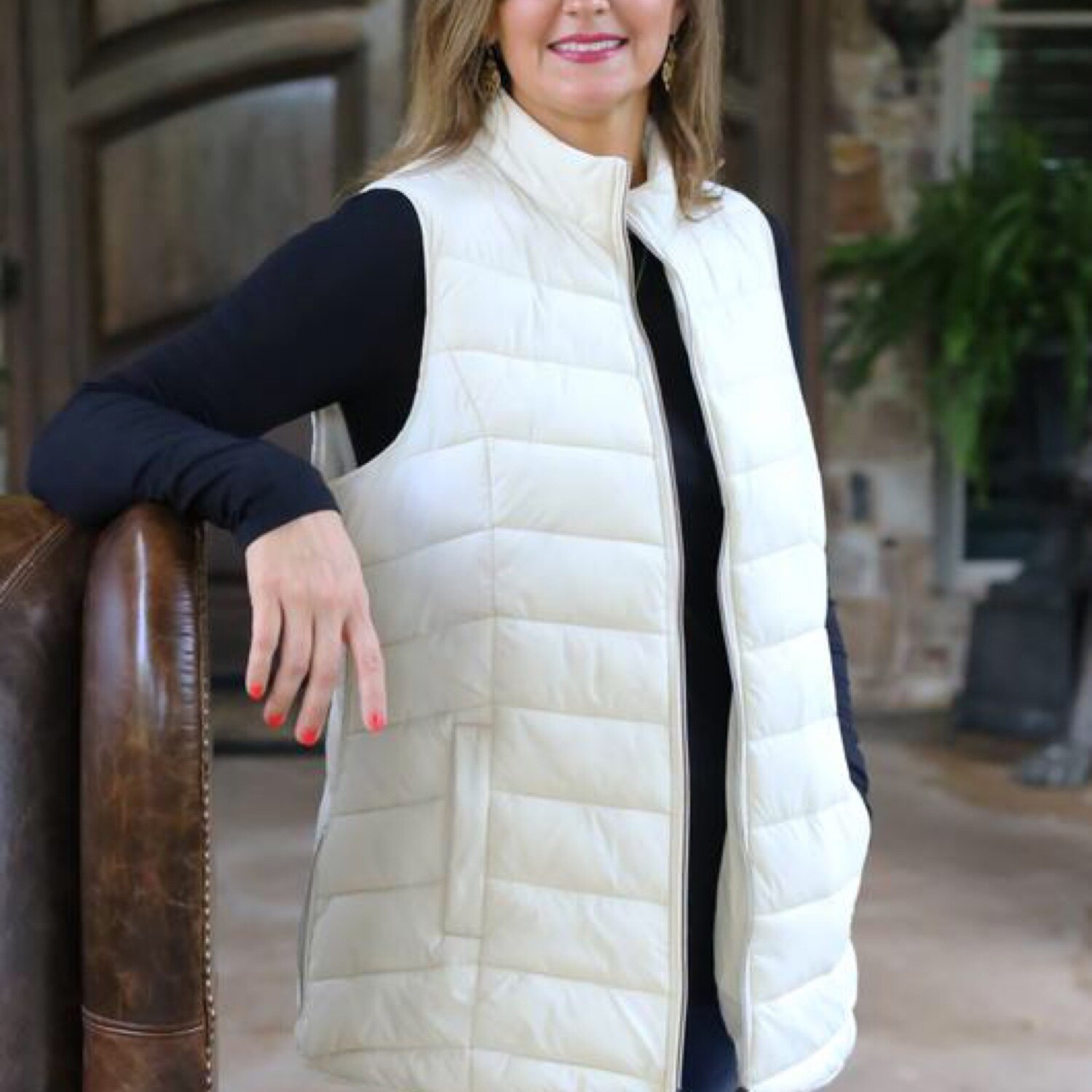 Puffer Vest. Ivory