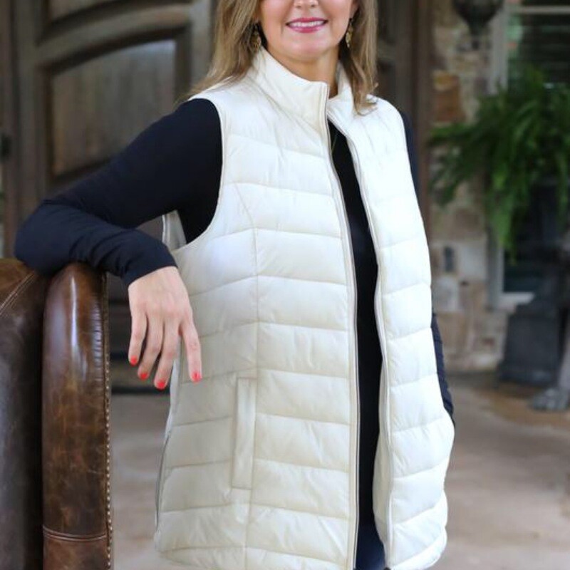 Puffer Vest. Ivory