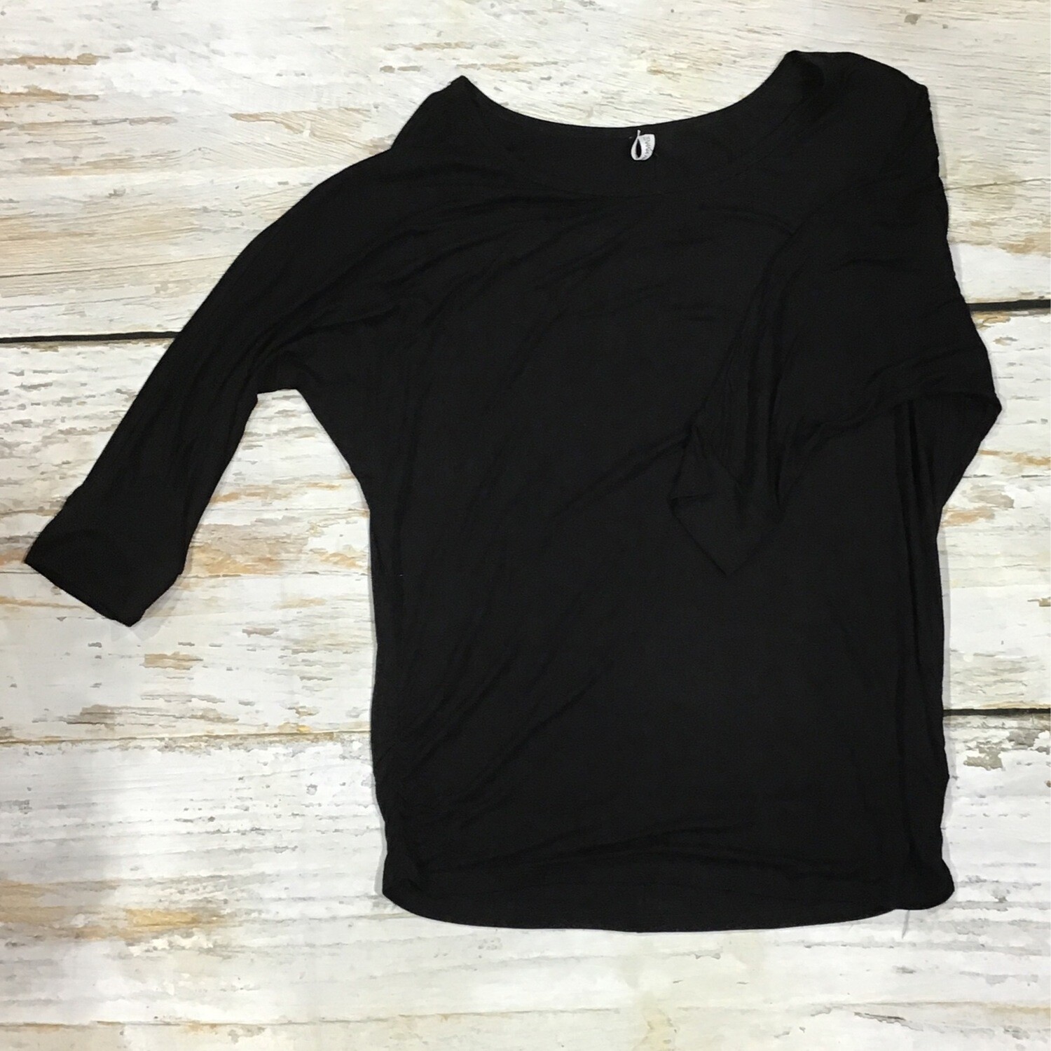 BLACK PIKO TOP