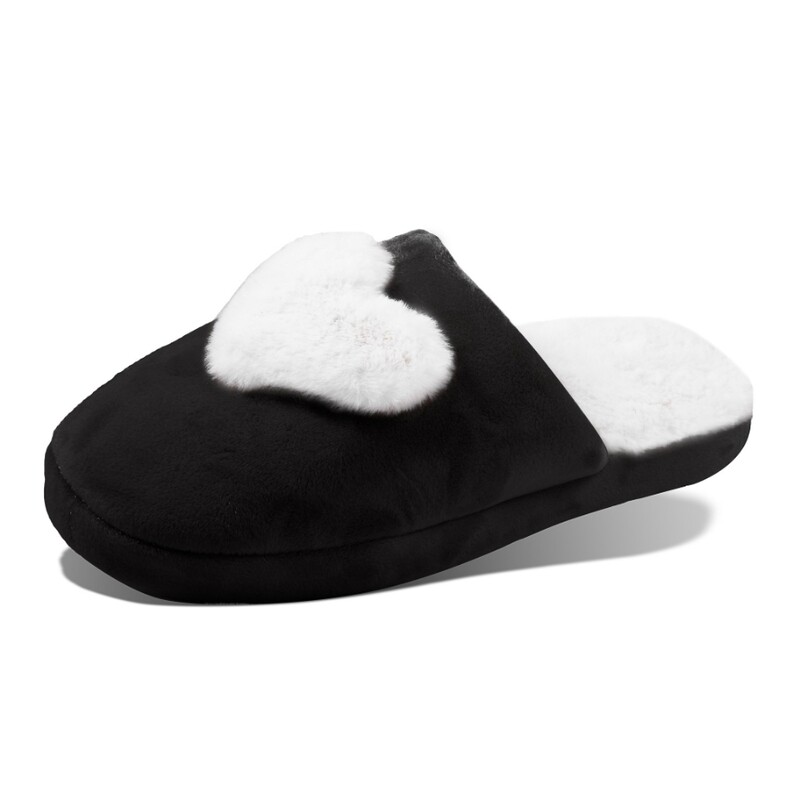 Plush Heart Slippers. Black/White