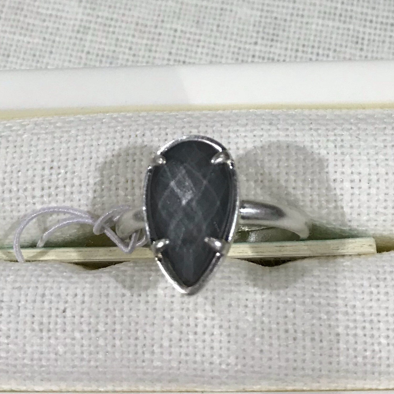 Dewdrop ring gilded
