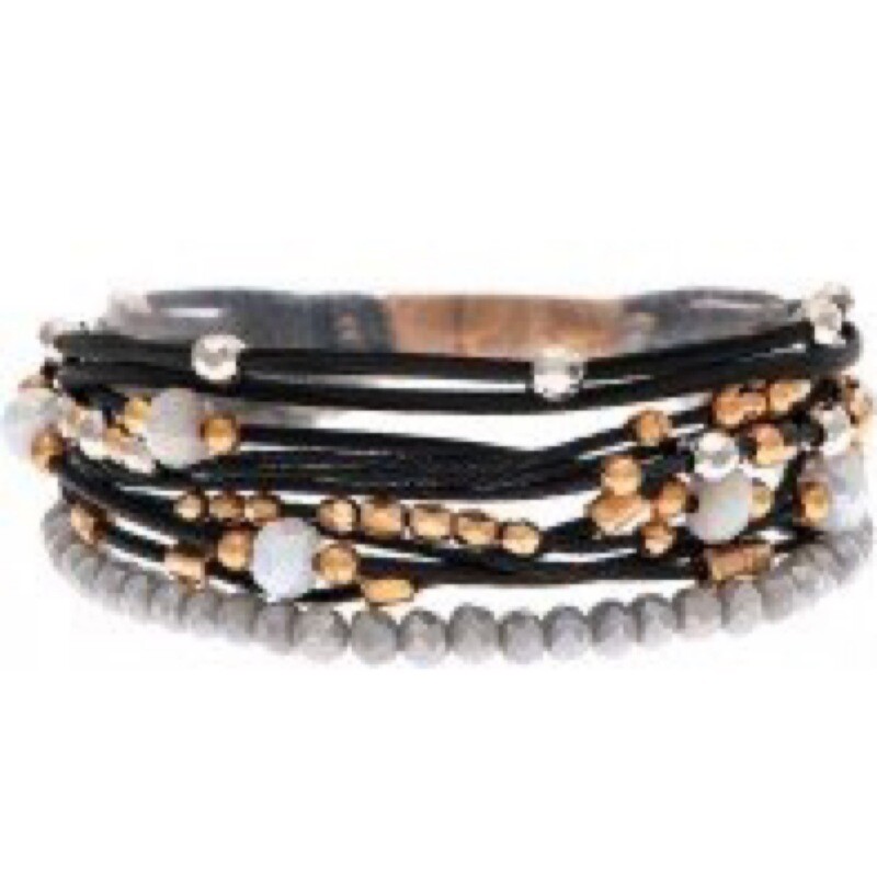 Black Fresh Water Pearl Bracelct