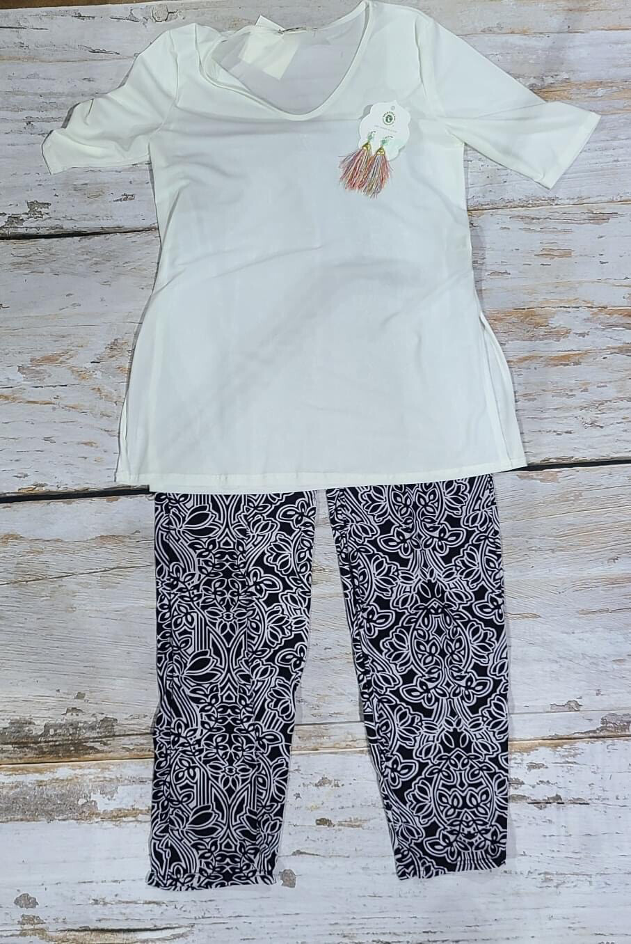 Magic Pants Black and White One Size