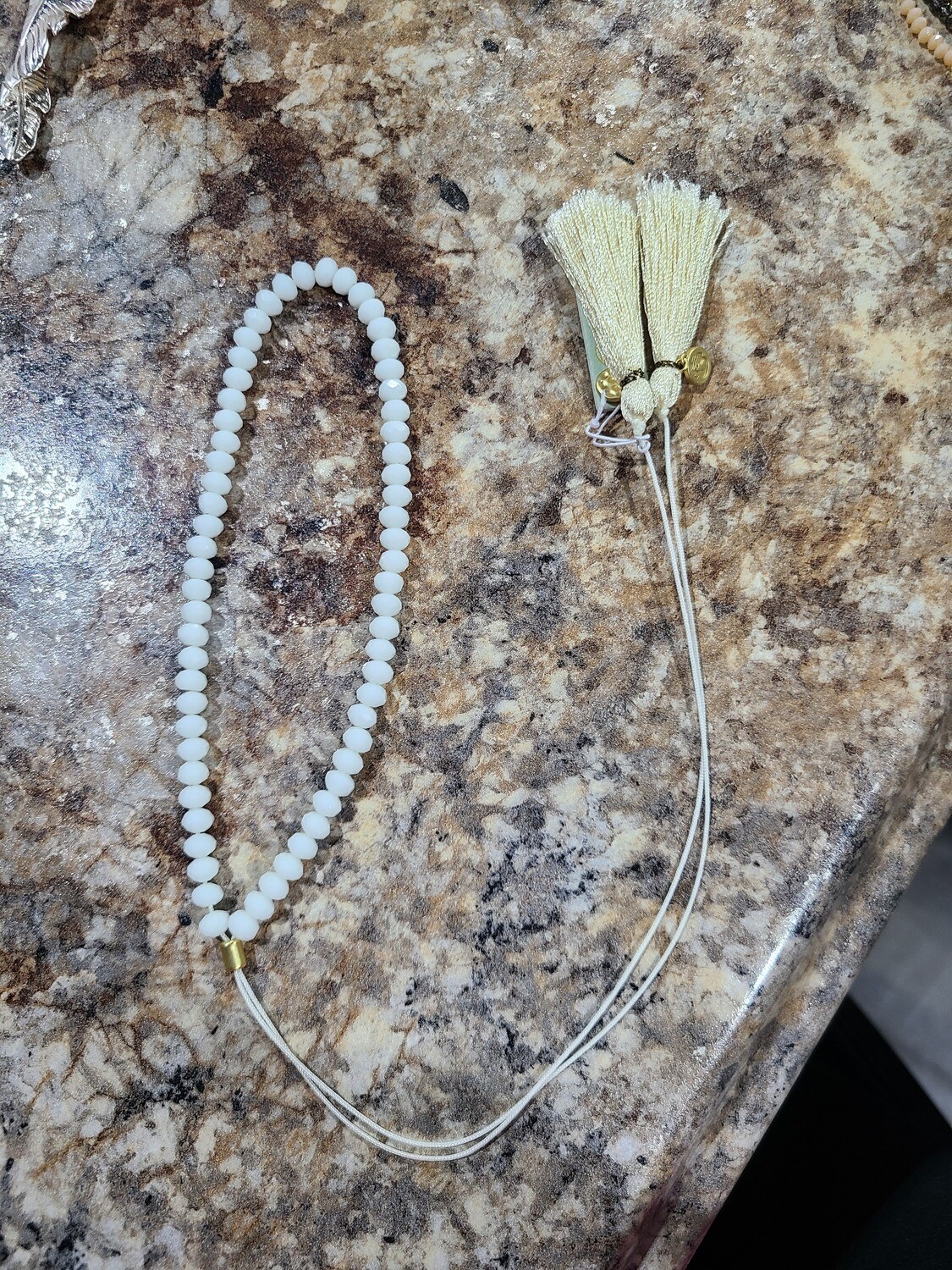 Beaded 30" White/cream
