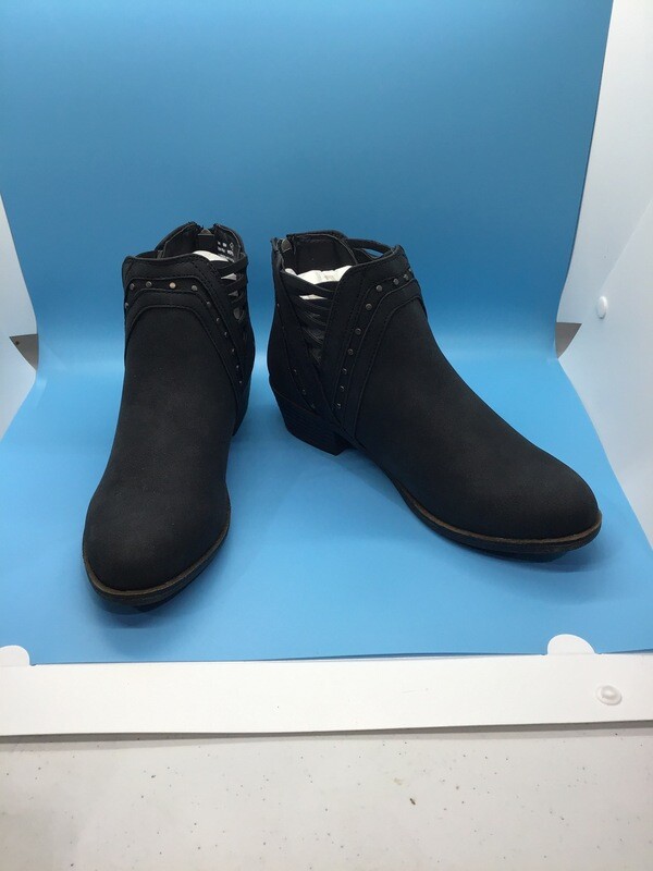 Black Threaded Booties