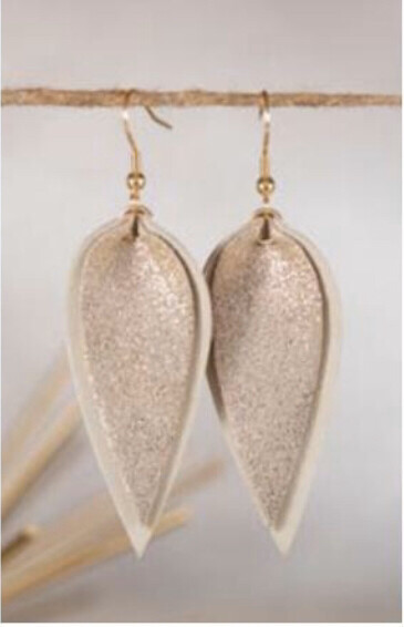 Leather Glitter Pucker Earrings. Beige