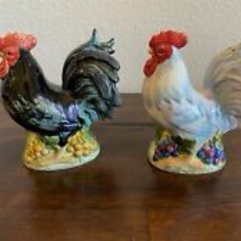 Indigo 3-D Rooster Salt & Pepper Set