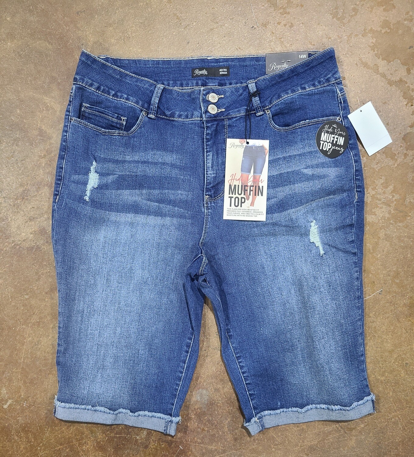 Mid-Rise 2 Button Basic Cuffed Shorts