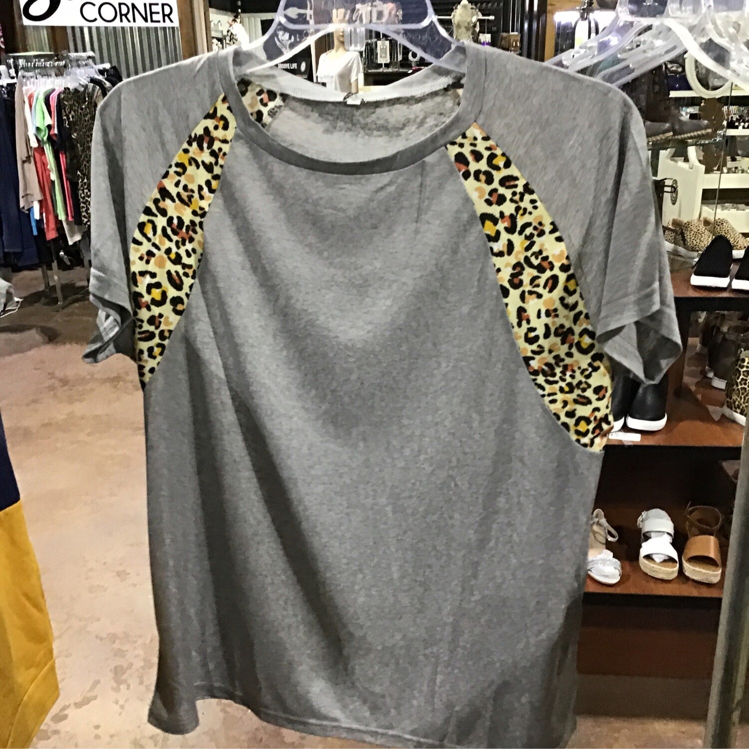 Short Sleeve Grey Leopard Print Tunic Top