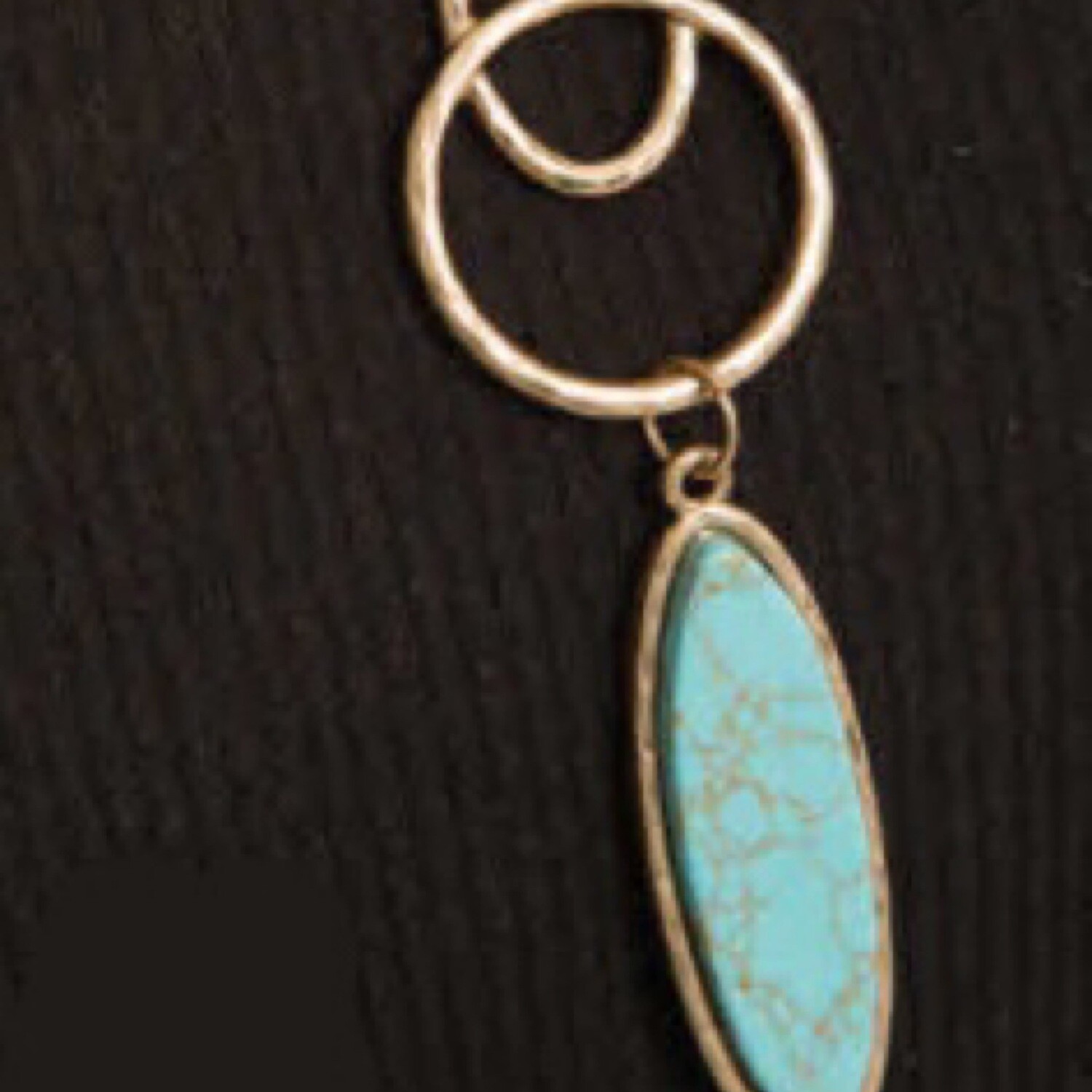 Hammered Metal Bezel Ellipse Necklace