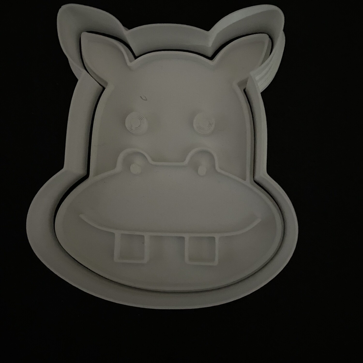 Hippo - face
