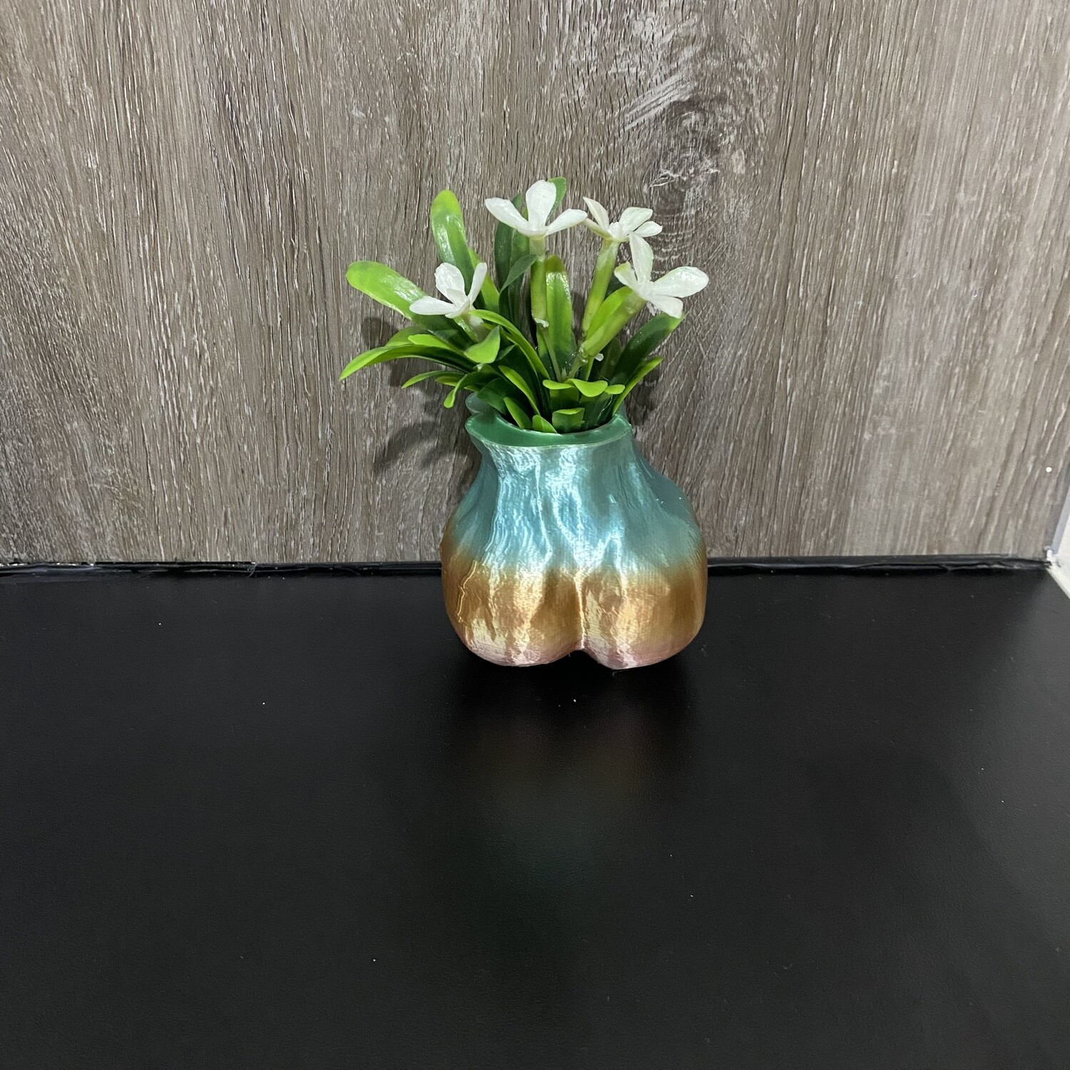Sackulent Planters