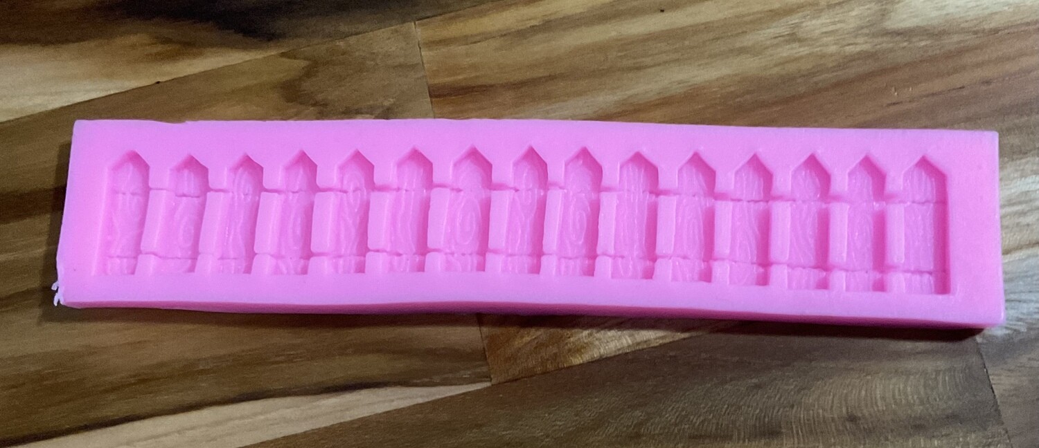 Picket fence silicone mould