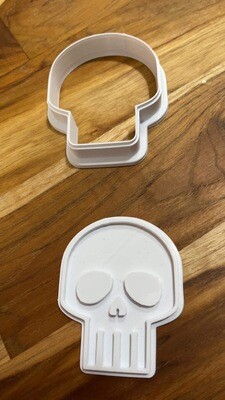 Phantom skull