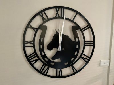 80cm Horseshoe Clock cnc plasma cut