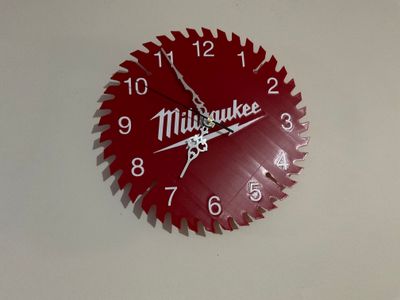 Saw Blade clock 3d printed