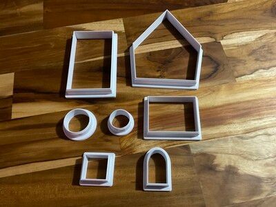 Large multi piece gingerbread house Large multi piece gingerbread house