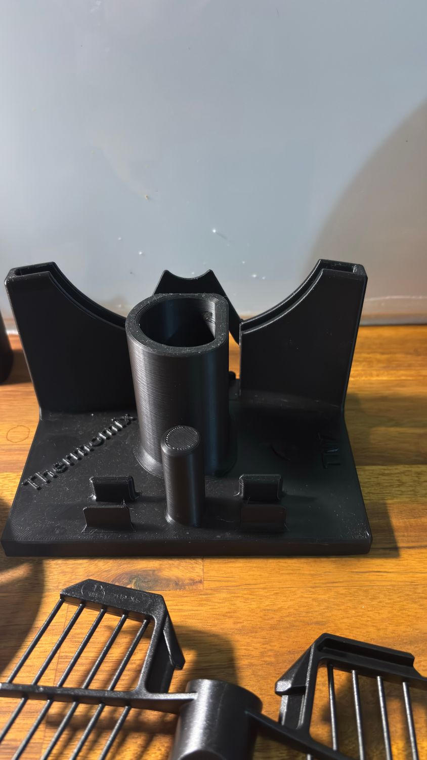 TM7 Spatula, Blade and Butterfly Whisk Holder