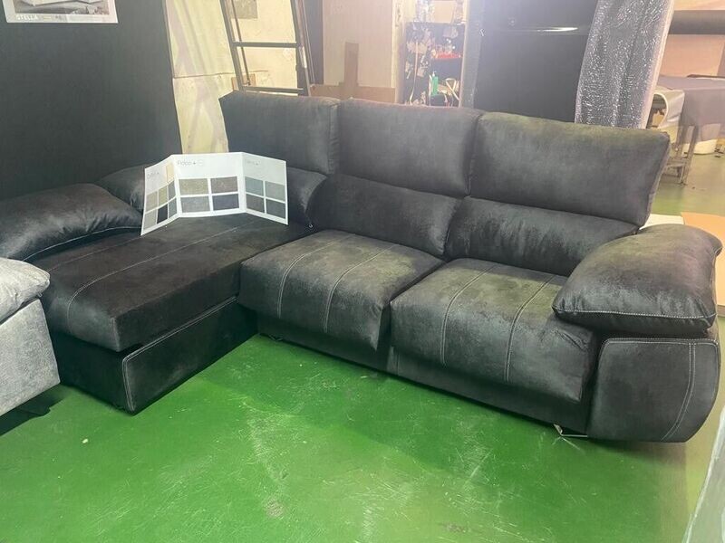 ​CHAISELONGUE EN LIQUIDACION POR CAMBIO DE EXPOSICION