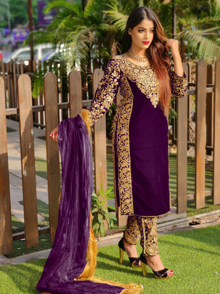 Heavy Pakistani Suit With Embroidery Velvet In Purple
