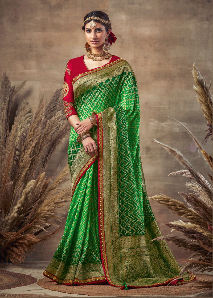 Bandhni Pure Soft Silk Saree With Rich Pallu  In Green