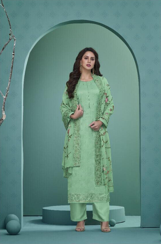 Heavy Airtex Georgette Pant Suit In Green