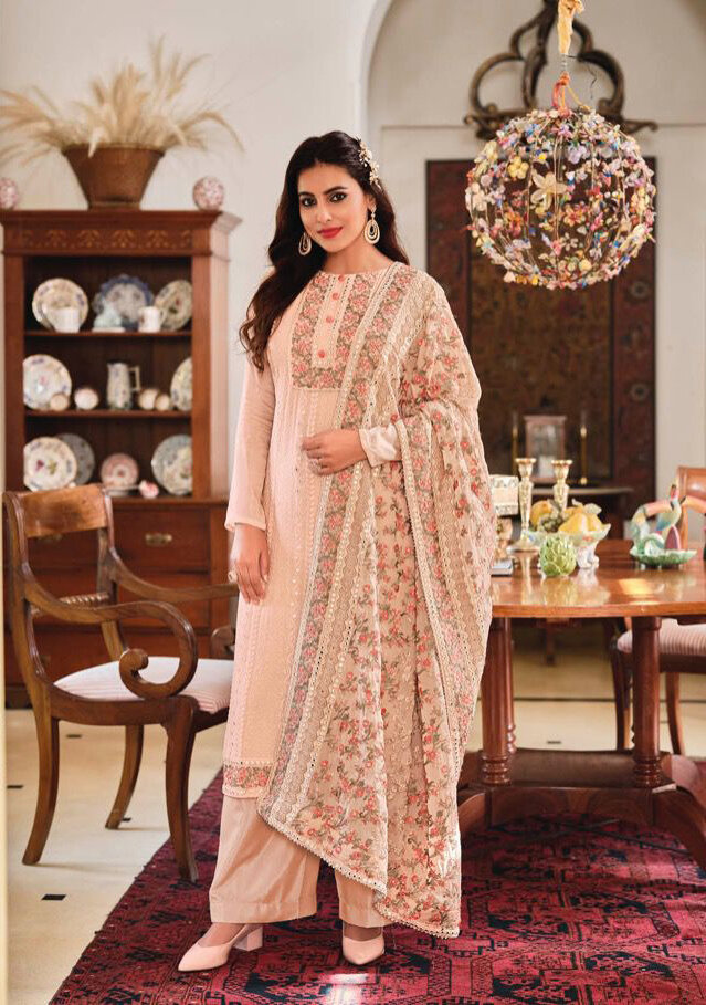 Heavy Chinon Embroidered Plazzo Suit In Light Peach