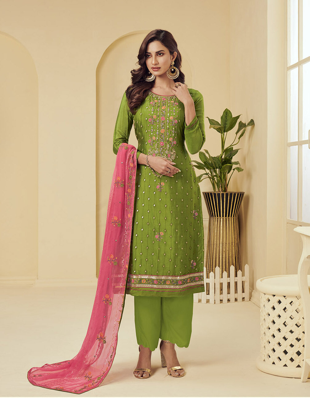 Khatli Sequence Embroidered Pant Suit In Emerald Green