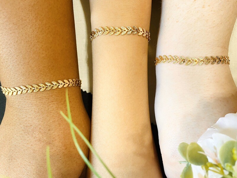 14K Gold Plated Flat Leaf Chain Bracelet