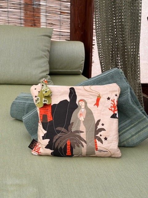 pochette matelassée motif corsica charm