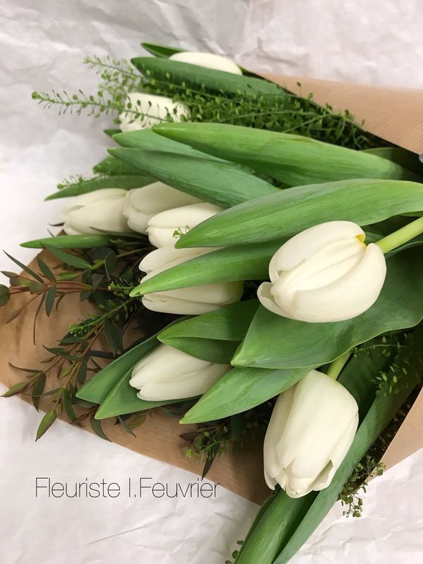 Notre brassée de Jolies Tulipes blanches Notre brassée de Jolies Tulipes blanches