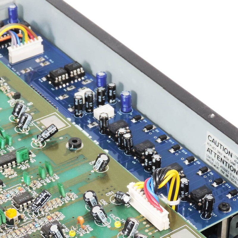 Installation of Nebula balanced outputs for the Roland MKS-70
