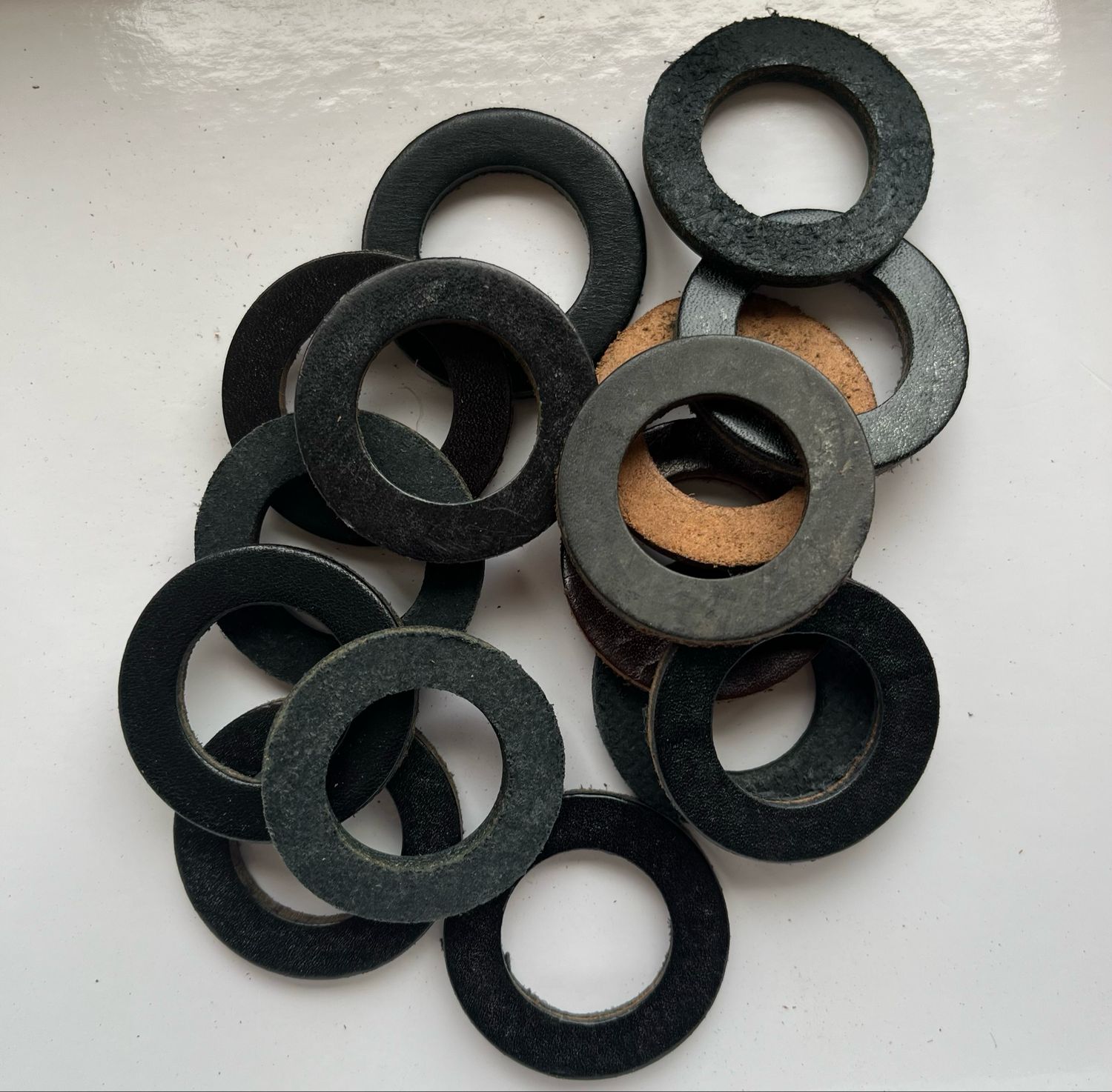 44.6mm O/D X 27mm I/D X 5mm Thk