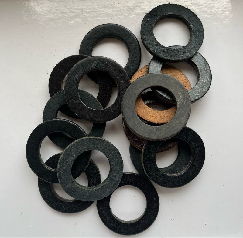 44.6mm O/D X 27mm I/D X 5mm Thk