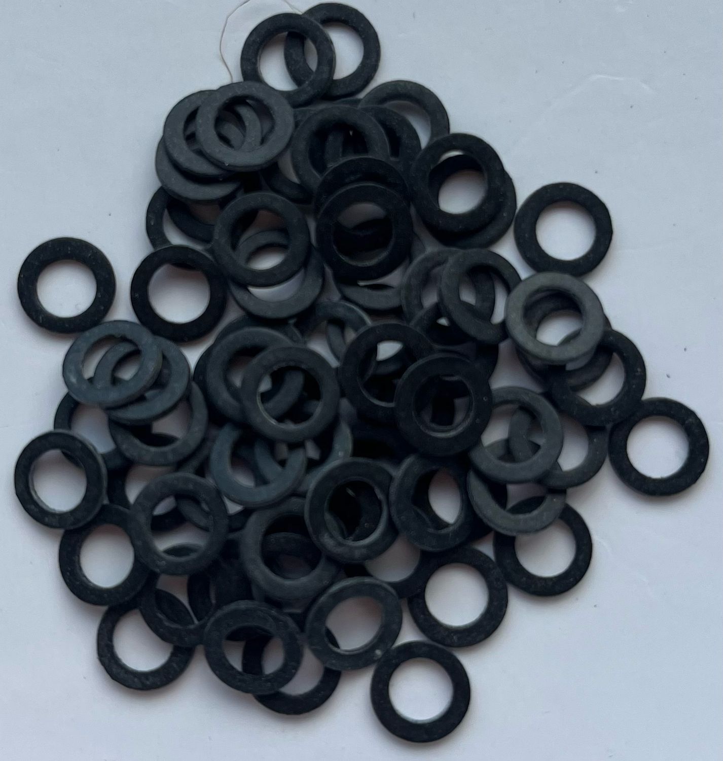 8.2mm O/D X 5.2mm I/D X 0.9mm Thk 8.2mm O/D X 5.2mm I/D X 0.9mm Thk