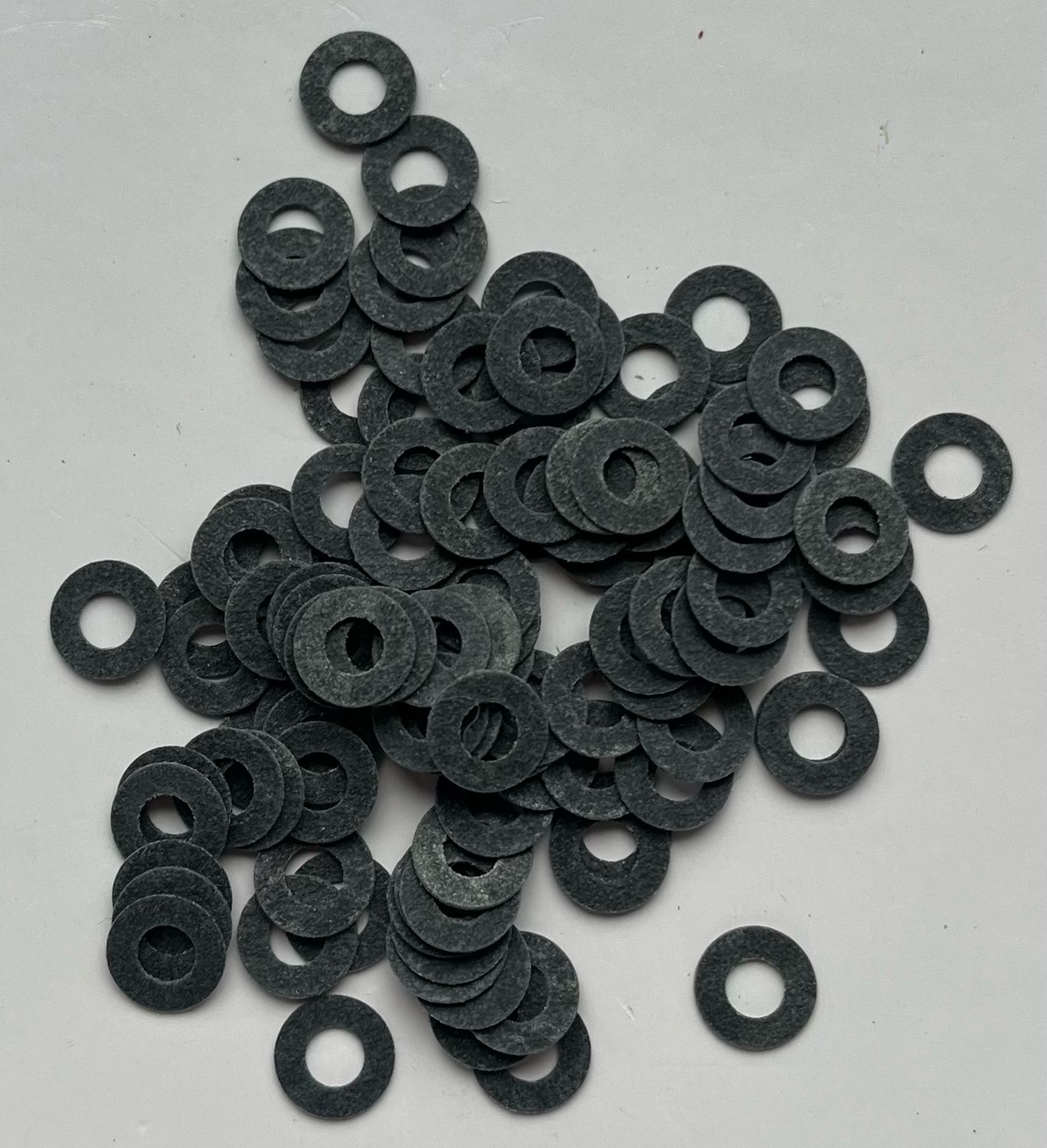 8mm O/D X 3.7mm I/D X 0.4mm Thk 8mm O/D X 3.7mm I/D X 0.4mm Thk