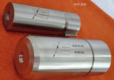 >>> 1 kg Inv. Endlager-Behälter - ewig unterkritisch >>> HLW GDF Containers eternally undercritical - Stand : ELB 03 DE >>> 1 kg Inv. Endlager-Behälter - ewig unterkritisch >>> HLW GDF Containers eternally undercritical - Stand : ELB 03 DE