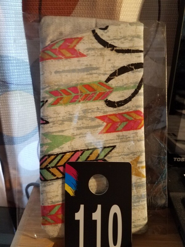 Grey/Fuschia/Mustard Arrows with Blue/Taupe