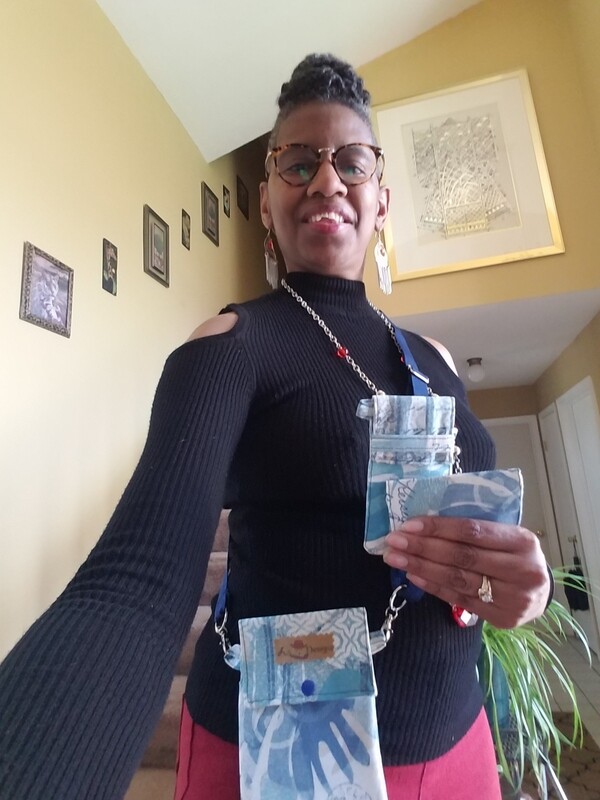 Nautical Blue/Tan/White Cell Phone 3pc Purse Set Nautical Blue/Tan/White Cell Phone 3pc Purse Set