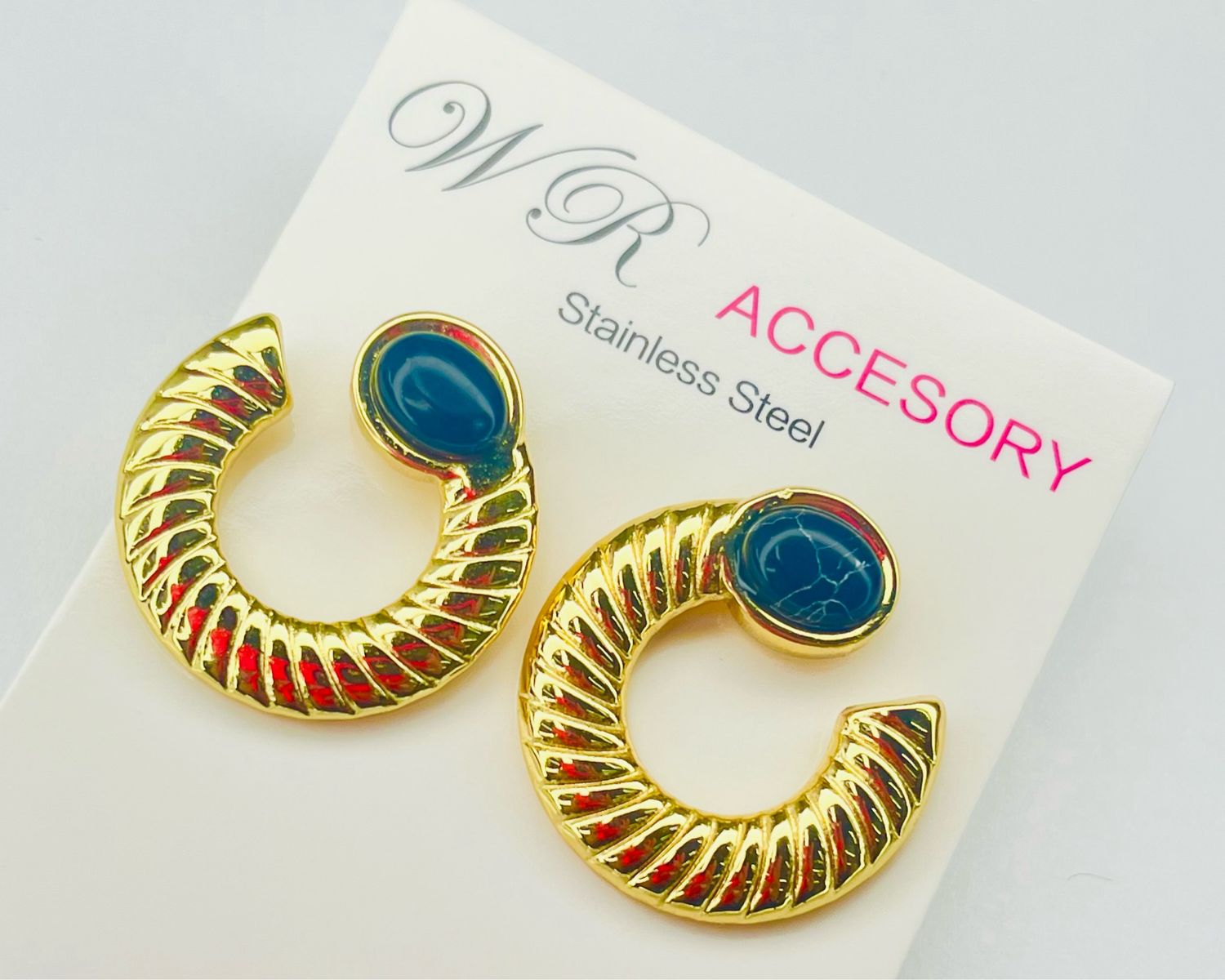 S.S Earring #208