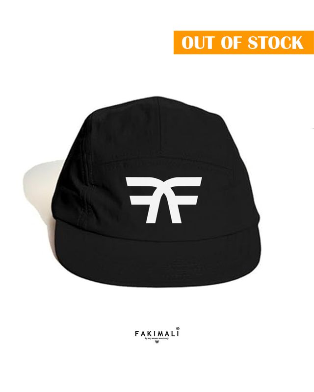 BLACK 5-PANEL ESSENTIAL CAP