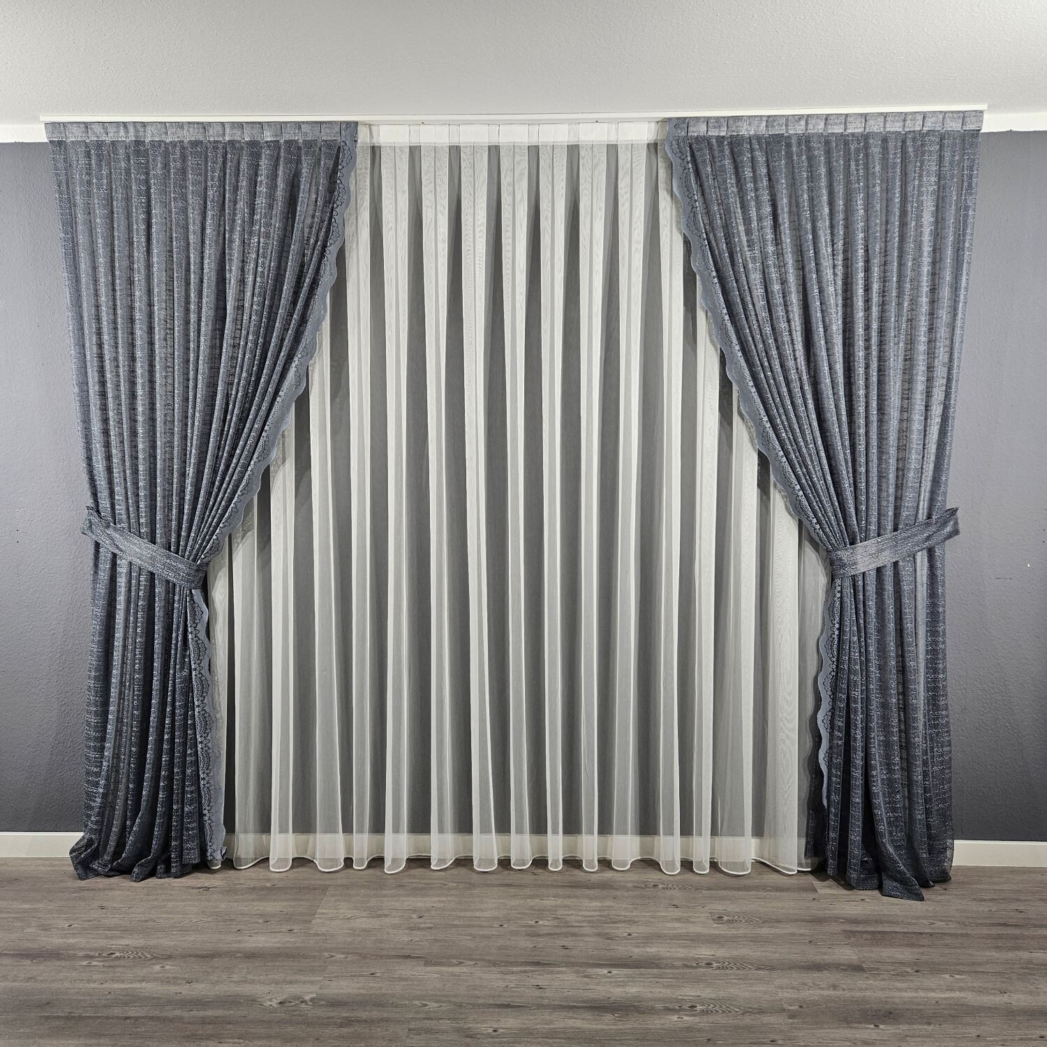 Grau Seitenschals mit Weißer Gardine Komplett Set