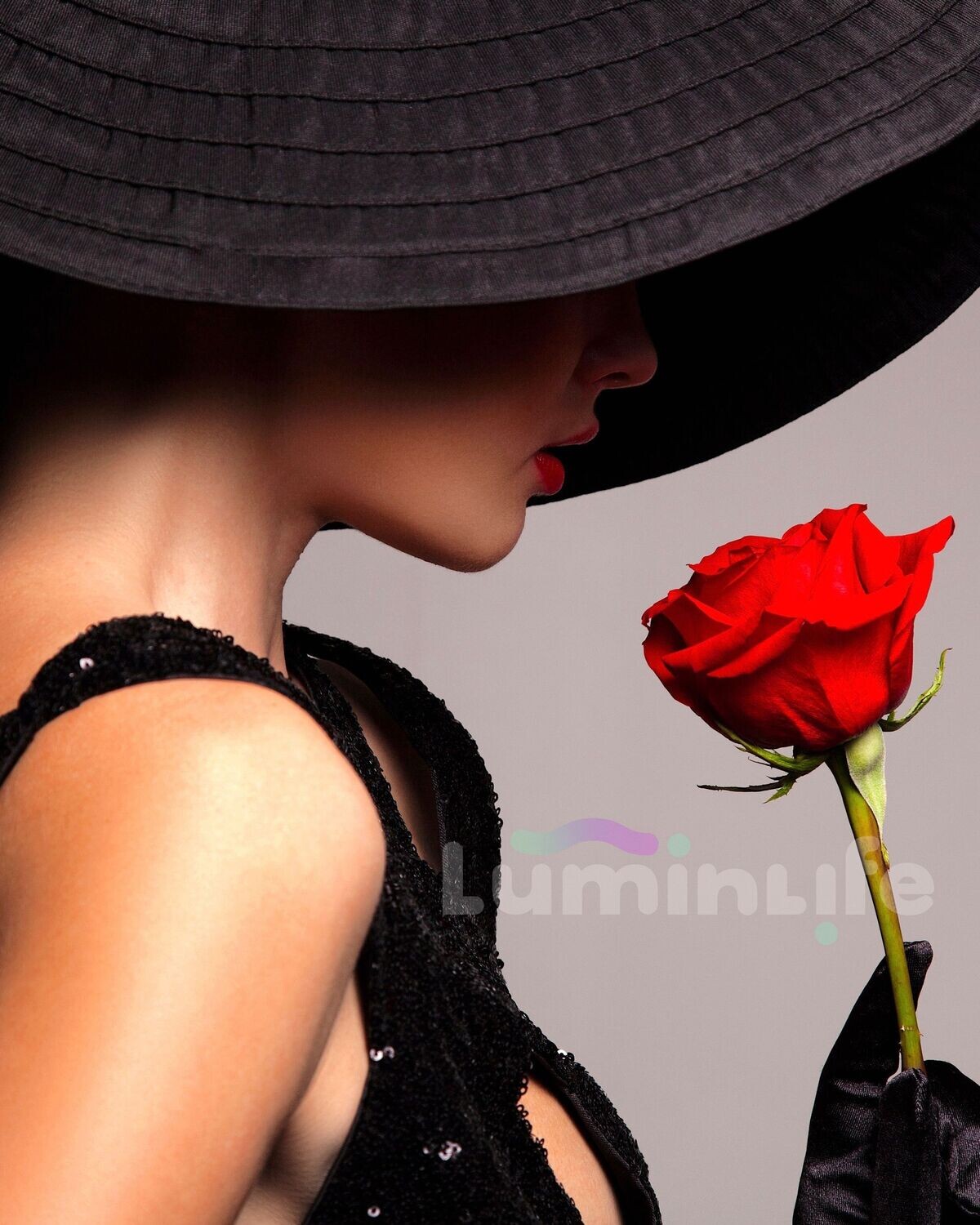 Broderie Diamant 100% -Chapeau noir glamour Broderie Diamant 100% -Chapeau noir glamour