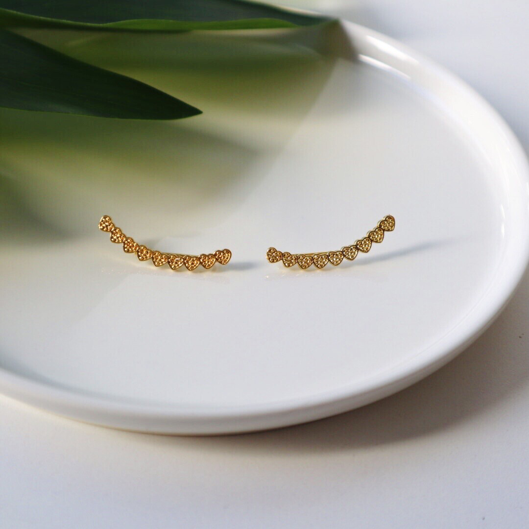 Ear Cuff Corações