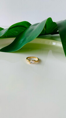 Anel Navete Cristal