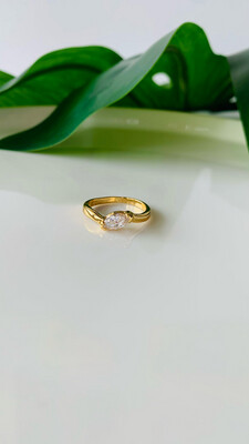 Anel Navete Cristal